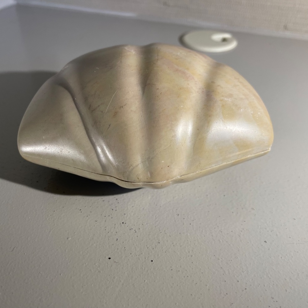 Decorative Shell Box - Picture 6 of 6